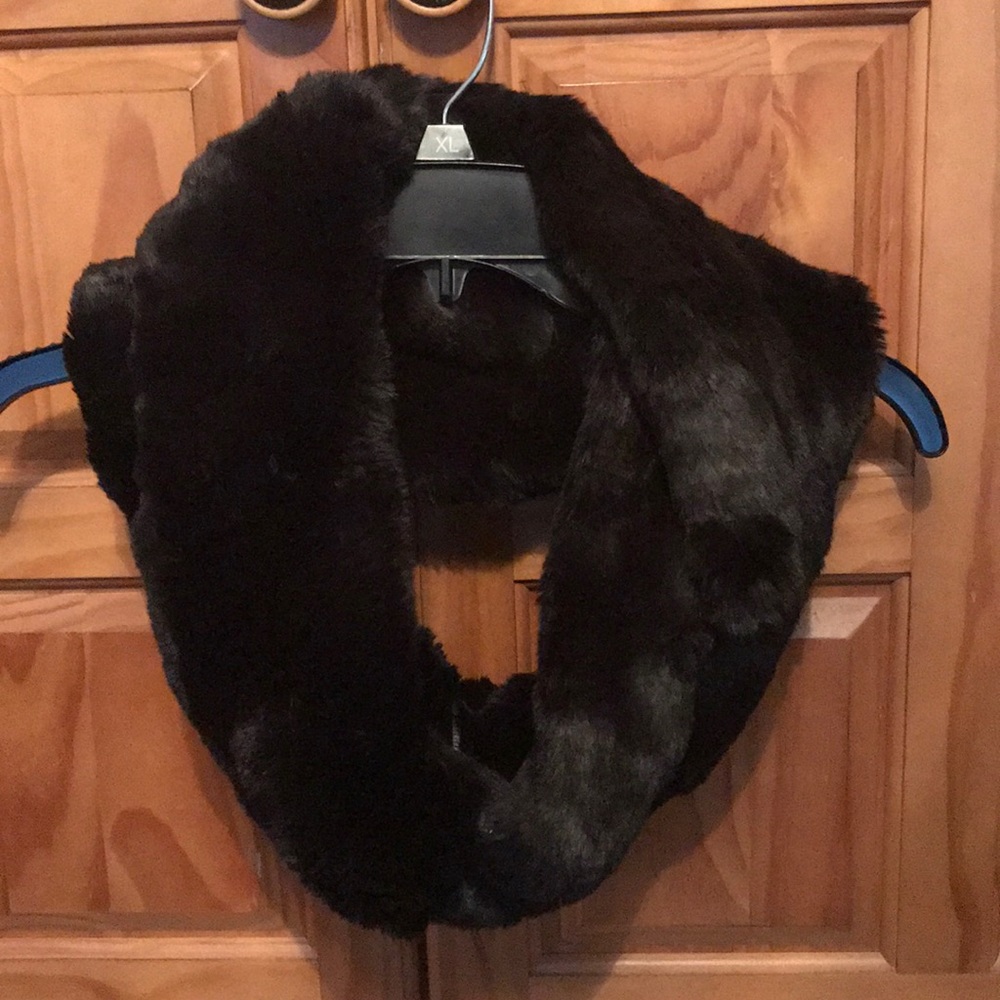 Black scarf